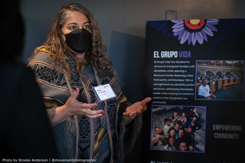Elisa Aucancela presents about El Grupo Vida to attendees of the 2025 Presidents' Council meeting.
